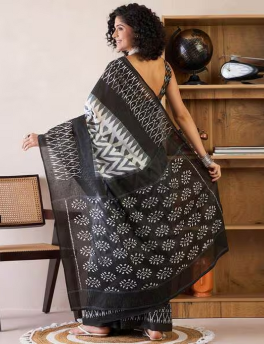 Grey Lehariya Saree