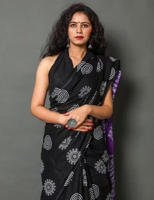 Buy Black Chakri Ikat Cotton Saree